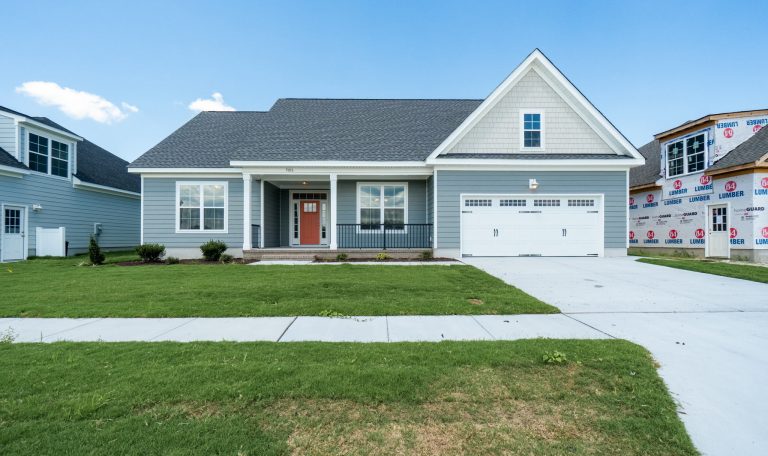 2207 Hampton Roads Parkway